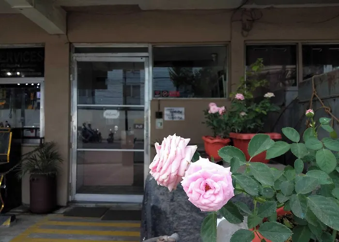 여관 Vg And Residences Adlawon
