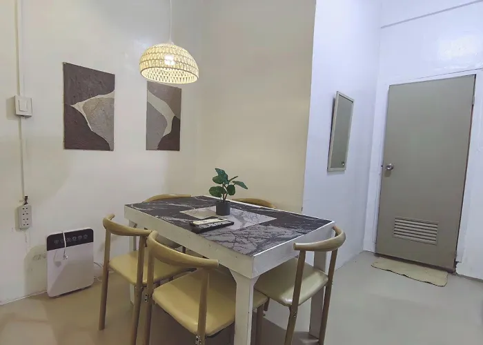 Vg And Residences * Adlawon